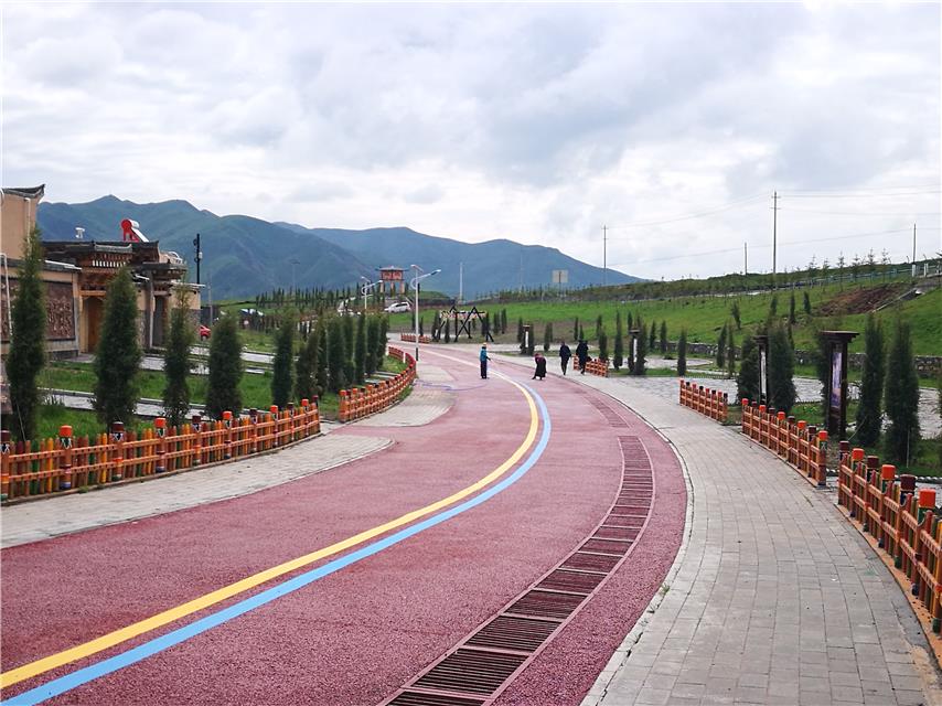 甘肅甘南州夏河縣安果村：吃上“旅游”飯，安心奔小康