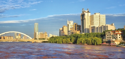 護(hù)好黃河水 保衛(wèi)蘭州藍(lán) 再造金城綠——蘭州市加強(qiáng)黃河流域生態(tài)保護(hù)、推進(jìn)高質(zhì)量發(fā)展綜述