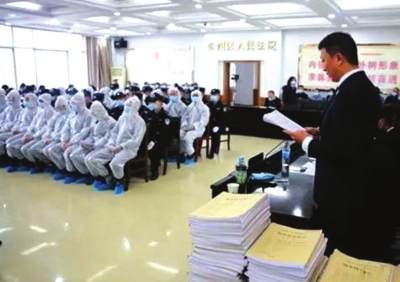 天水秦州區(qū)開審18人涉惡案 被控涉嫌敲詐勒索、尋釁滋事、開設(shè)賭場(chǎng)等