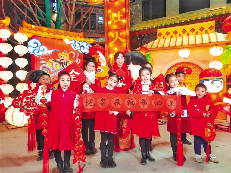 原創(chuàng)音樂電視《全家福》向蘭州市人民拜年！