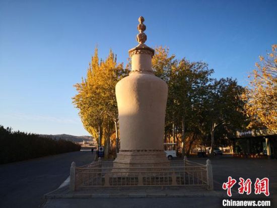 圖為2020年11月，沐浴在晨光中的莫高窟道士塔。(資料圖) 馮志軍 攝