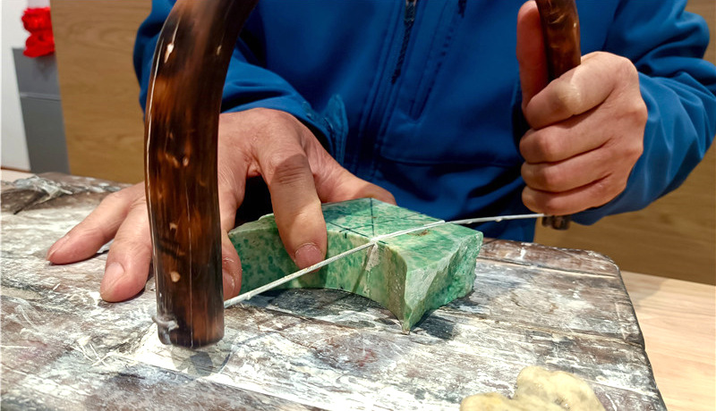 非遺文化看甘肅丨省級非遺齊家治玉傳承人邢財成